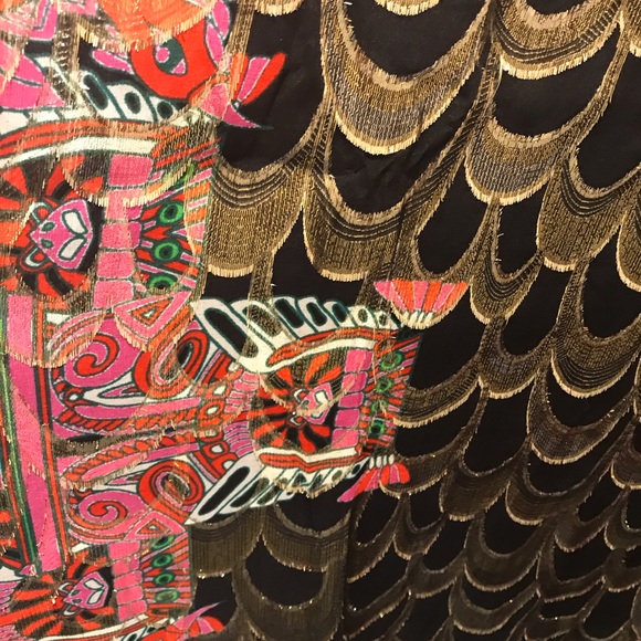 Tunic - Picture 3 of 3